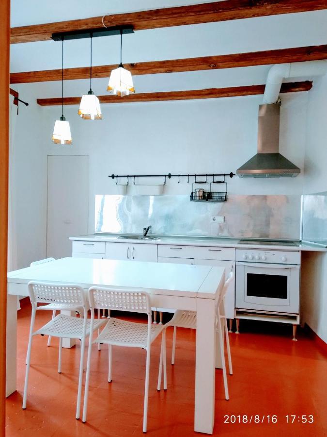 Valencian Dreams Of The Proletariat Apartment Exterior photo