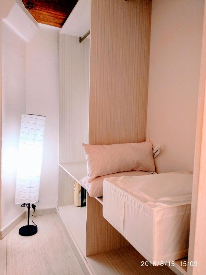 Valencian Dreams Of The Proletariat Apartment Exterior photo