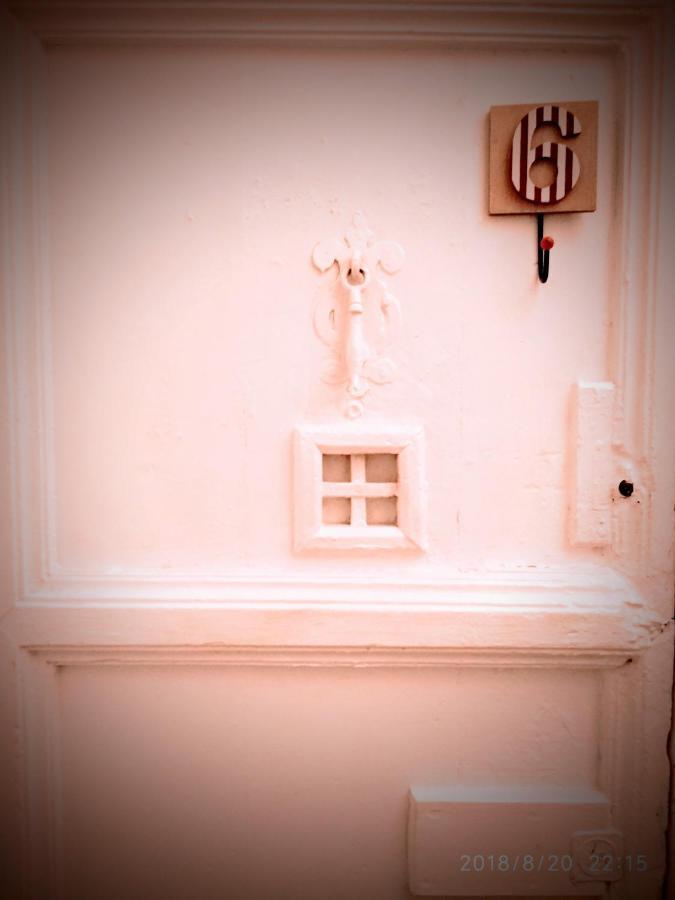 Valencian Dreams Of The Proletariat Apartment Exterior photo