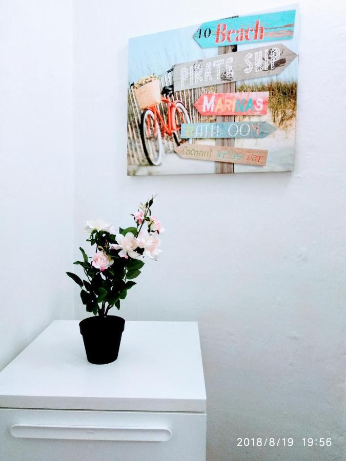 Valencian Dreams Of The Proletariat Apartment Exterior photo