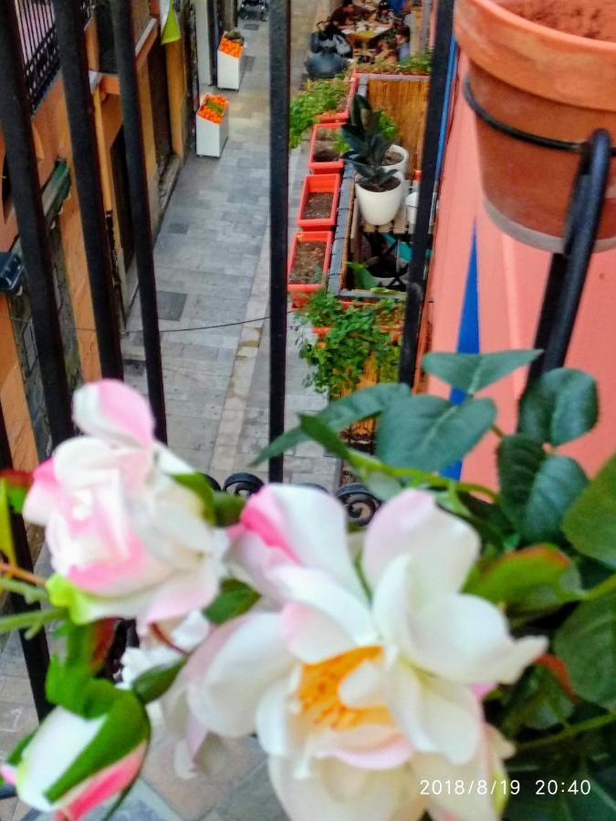 Valencian Dreams Of The Proletariat Apartment Exterior photo